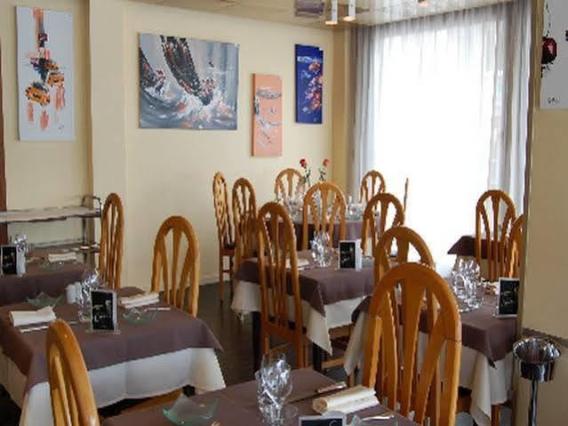 Logis Hotel & Restaurant - Le Normandie Caudebec-en-Caux Εξωτερικό φωτογραφία
